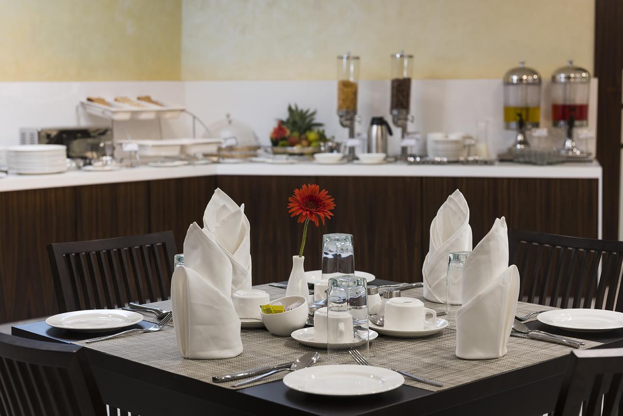 Burnpur The Fern Residency Galaxy Mall מראה חיצוני תמונה