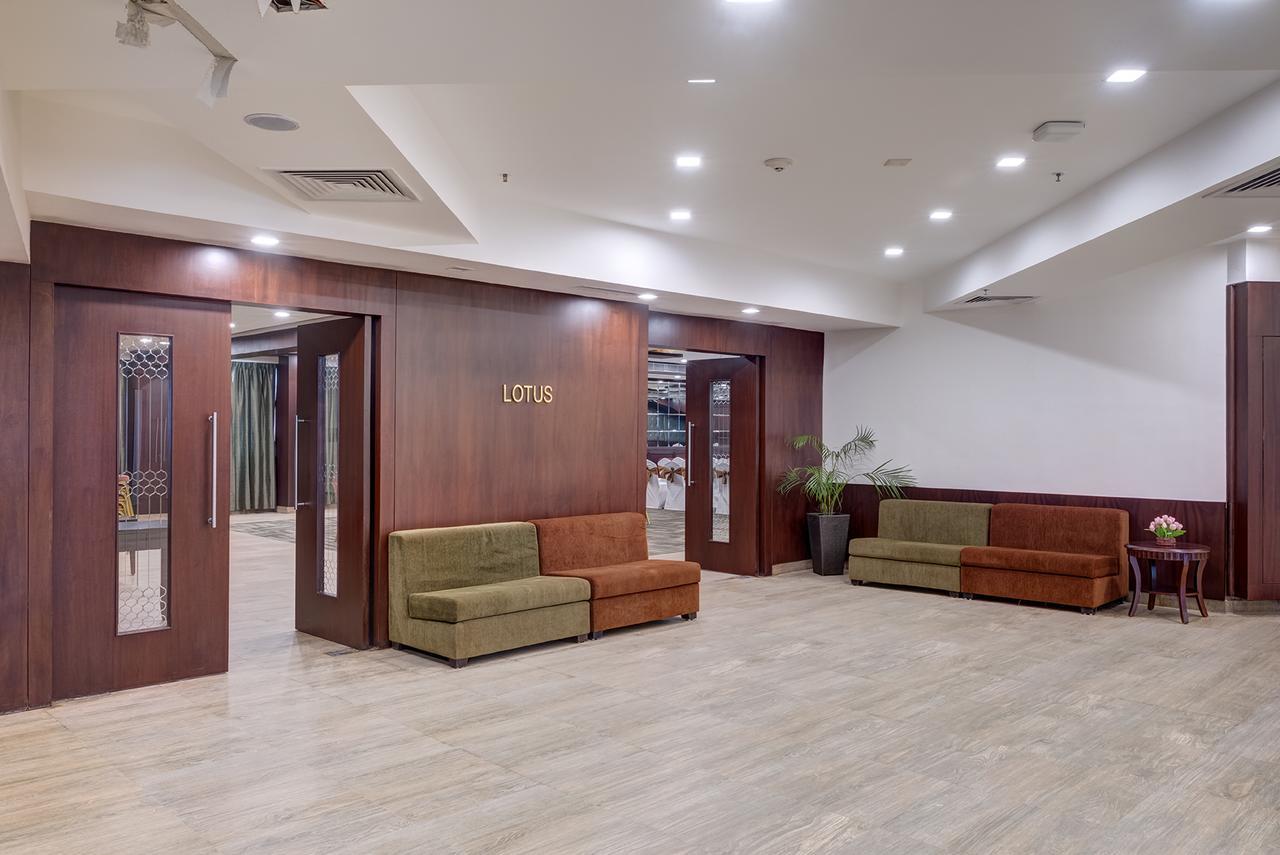 Burnpur The Fern Residency Galaxy Mall מראה חיצוני תמונה