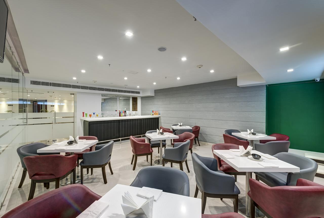 Burnpur The Fern Residency Galaxy Mall מראה חיצוני תמונה